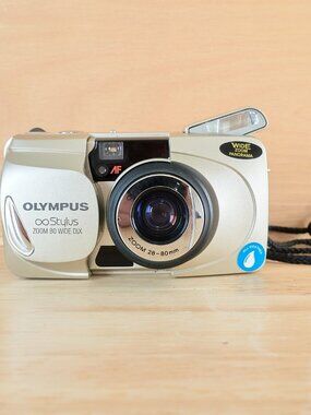 Olympus Infinity Stylus Zoom 80 Wide DLX 35mm Camera Tested Working